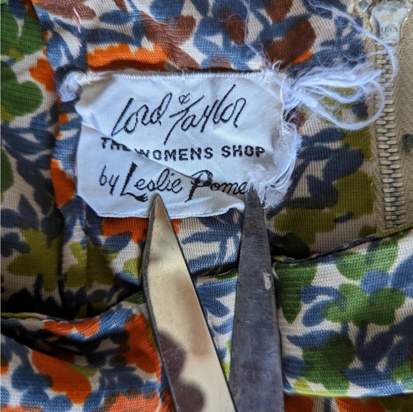 Vintage 70s Leslie Pomer Boho Funky Floral Short Sleeve Belted Day Dress - Picture 10 of 11